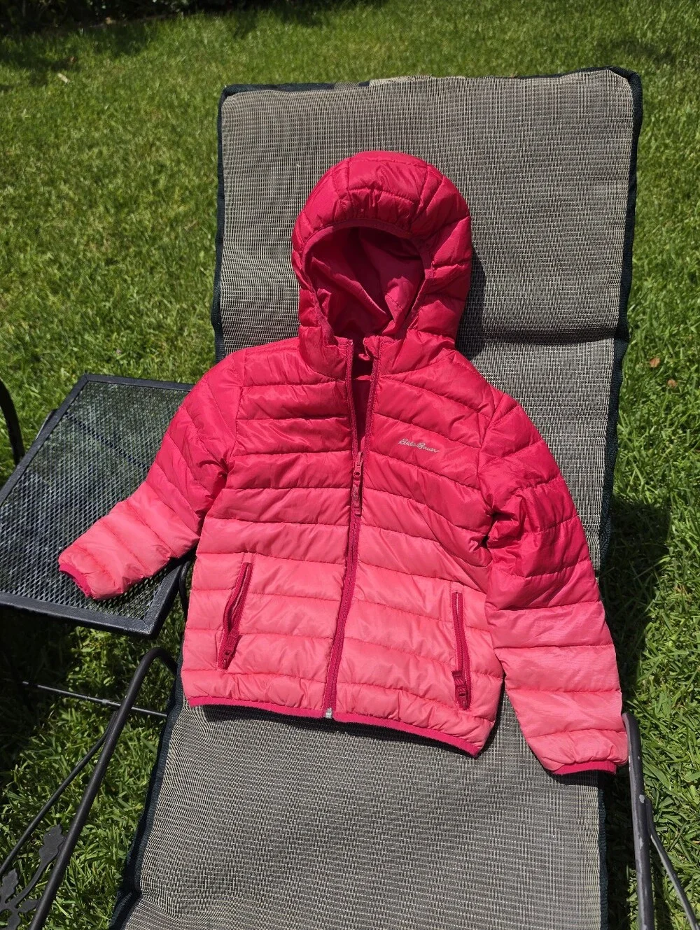 Eddie Bauer Girls Small 7/8 Pink Ombre Reversible Hooded Down Jacket